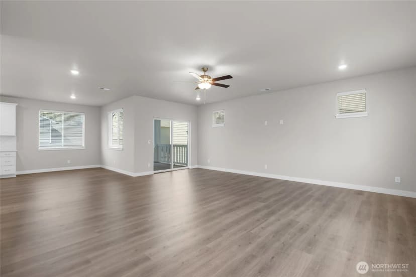 Property photo for 15114 87th Place E, Puyallup photo 27