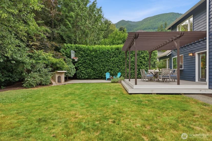 Property photo for 1110 Hemlock Avenue Sw, North Bend photo 33