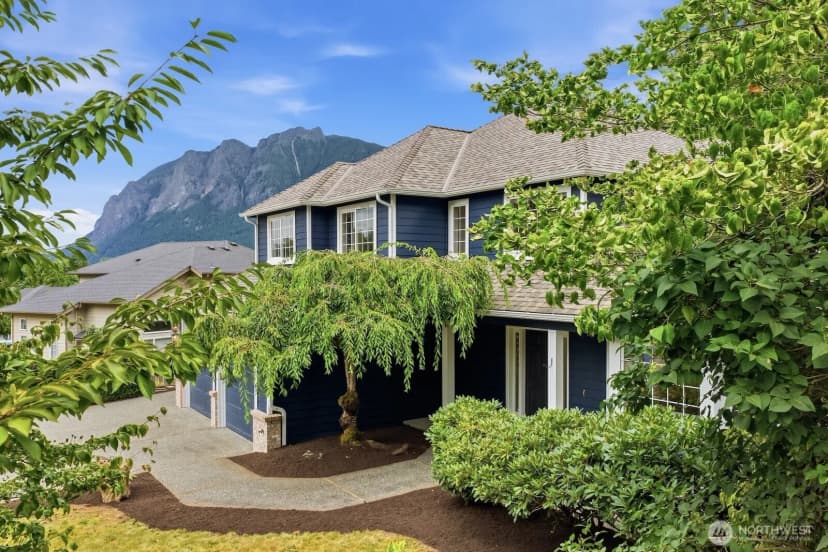 Property photo for 1110 Hemlock Avenue Sw, North Bend photo 4