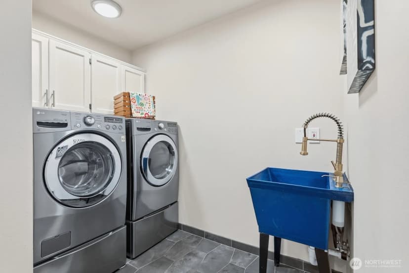 Property photo for 1110 Hemlock Avenue Sw, North Bend photo 19