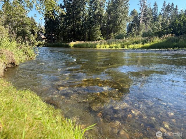 Property photo for 940 Heron Drive, Cle Elum photo 2