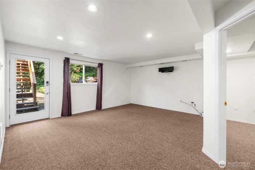 Property photo for 20801 Hermway Heights Place, Mount Vernon photo 28
