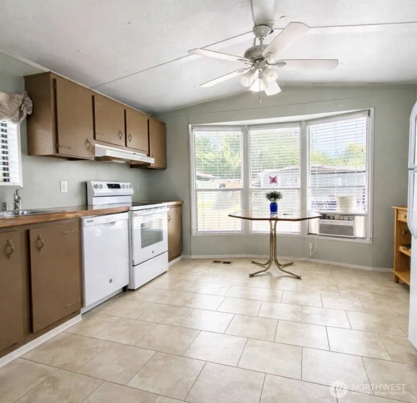 Property photo for 8508 144th Avenue E #11, Puyallup photo 4