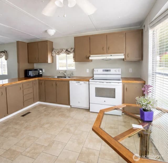 Property photo for 8508 144th Avenue E #11, Puyallup photo 5
