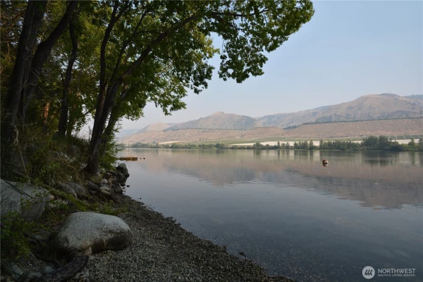 Property photo for 3710 Stayman Flats Road, Chelan