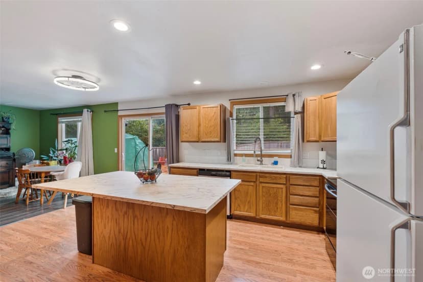 Property photo for 17015 Arborvitae Court Se, Yelm photo 13