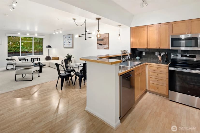 Property photo for 1525 Nw 57th Street #202, Seattle photo 6