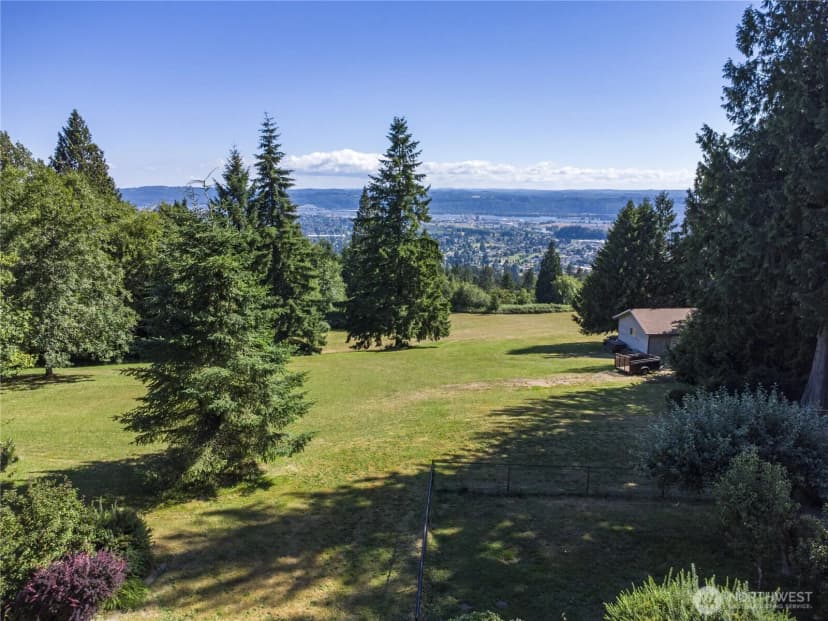 Property photo for 862 Lone Oak Road, Longview photo 4