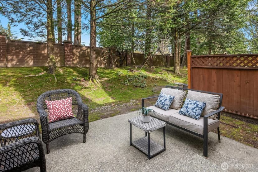 Property photo for 11512 Ne 115th Court, Kirkland photo 36