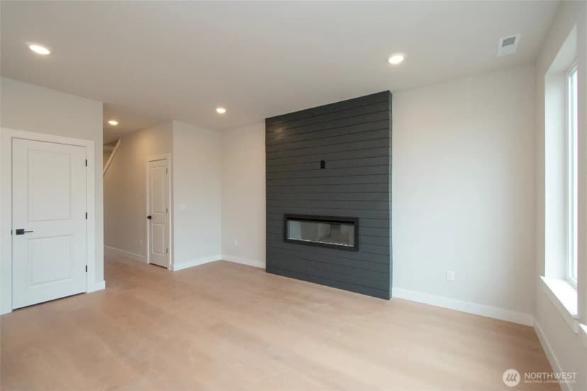 Property photo for 46 Sussex Court #17, Sequim photo 5
