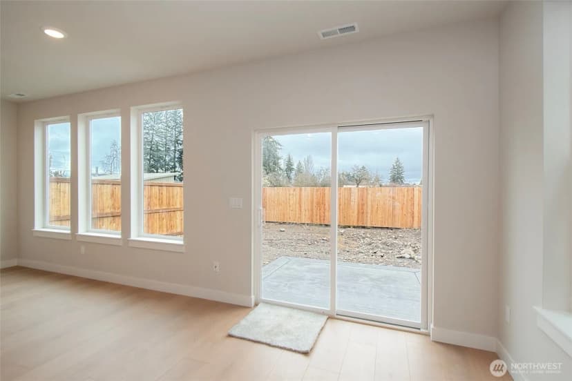 Property photo for 46 Sussex Court #17, Sequim photo 11