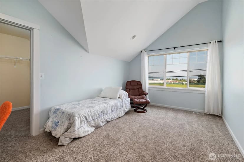 Property photo for 2402 J Avenue, Anacortes photo 34