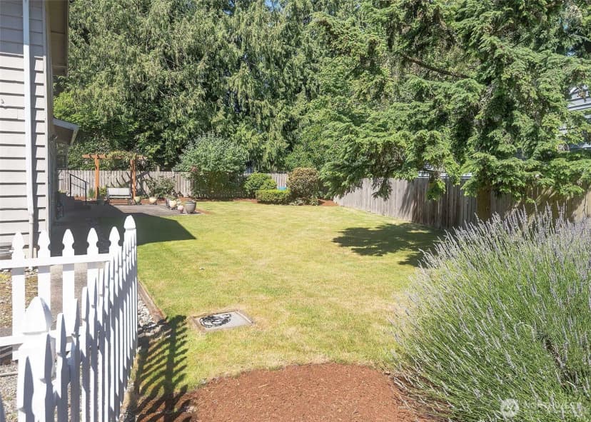 Property photo for 8821 221st Place Sw, Edmonds photo 26