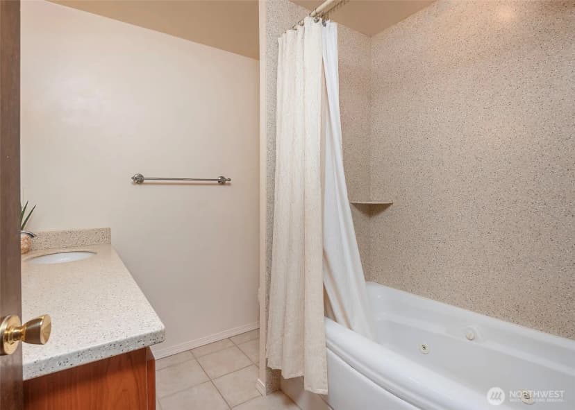 Property photo for 8821 221st Place Sw, Edmonds photo 15
