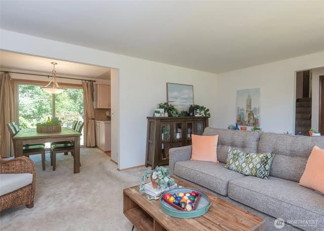 Property photo for 8821 221st Place Sw, Edmonds photo 4