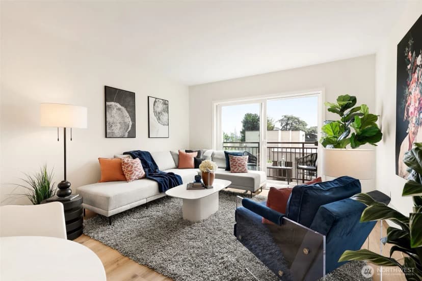 Property photo for 5824 Ne 75th Street #307, Seattle photo 7