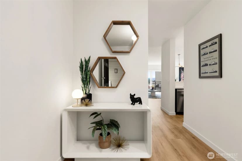 Property photo for 5824 Ne 75th Street #307, Seattle photo 14