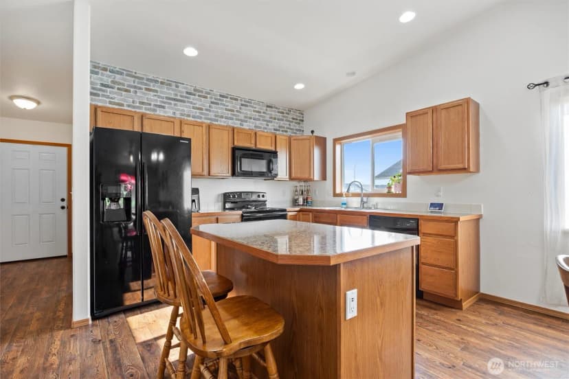 Property photo for 1355 E Birch Street, Othello photo 9