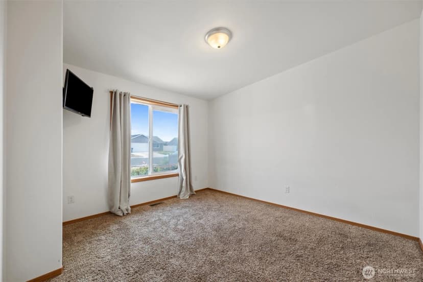 Property photo for 1355 E Birch Street, Othello photo 6