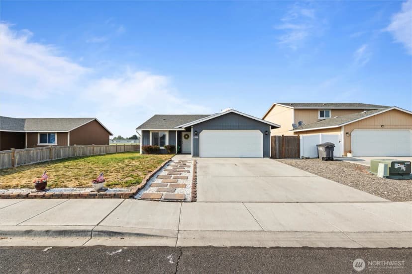 Property photo for 1355 E Birch Street, Othello photo 3