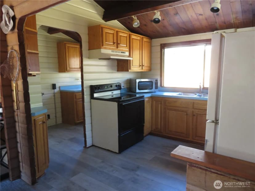 Property photo for 38 Linder Lane, Westport photo 12