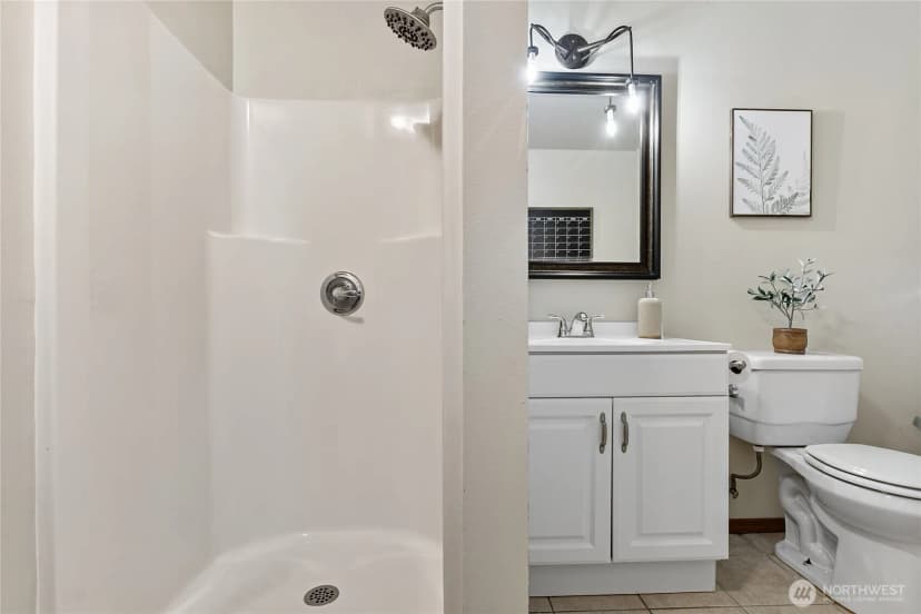 Property photo for 8404 Treevue Road, Blaine photo 18