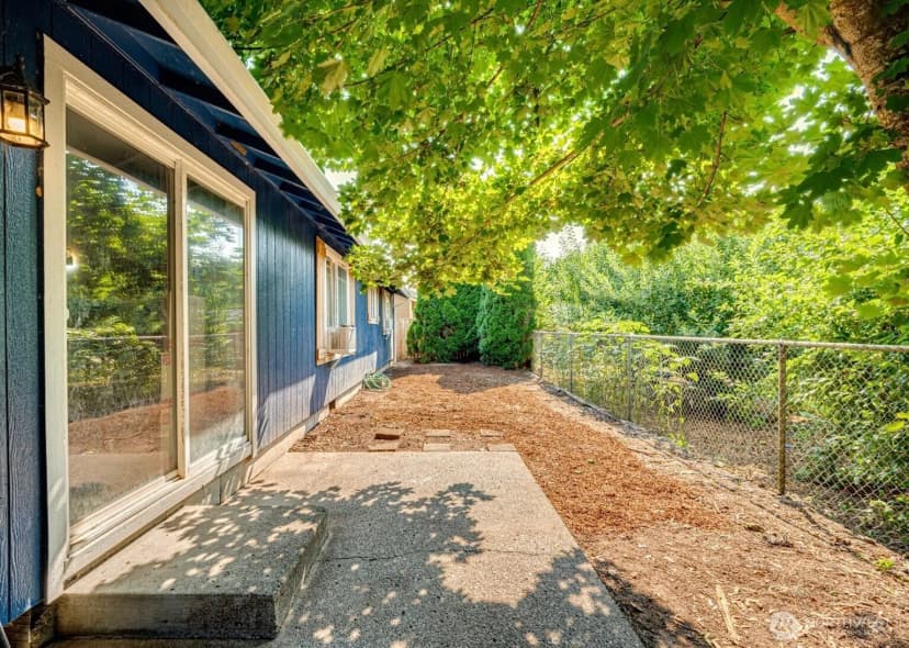 Property photo for 2129 Dahlia Street, Woodland photo 4