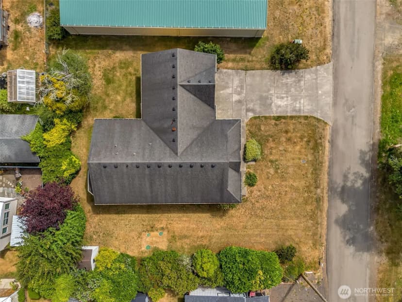 Property photo for 1403 253rd Place, Ocean Park photo 35