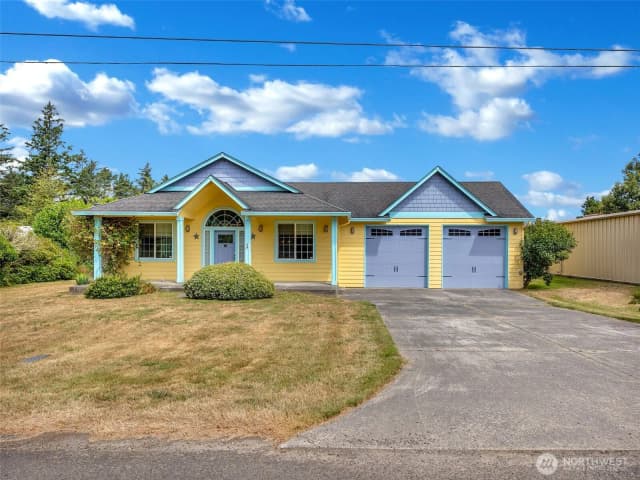 Property photo for 1403 253rd Place, Ocean Park