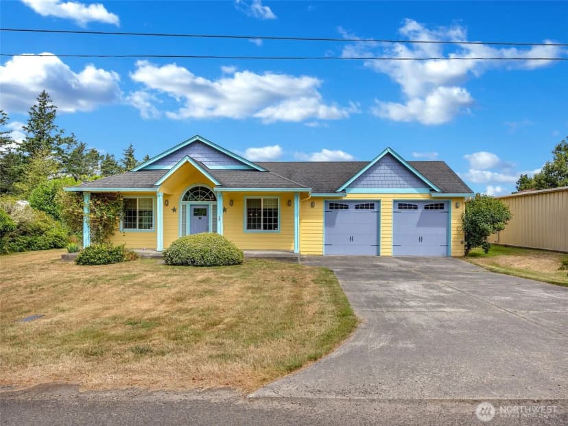 Property photo for 1403 253rd Place, Ocean Park