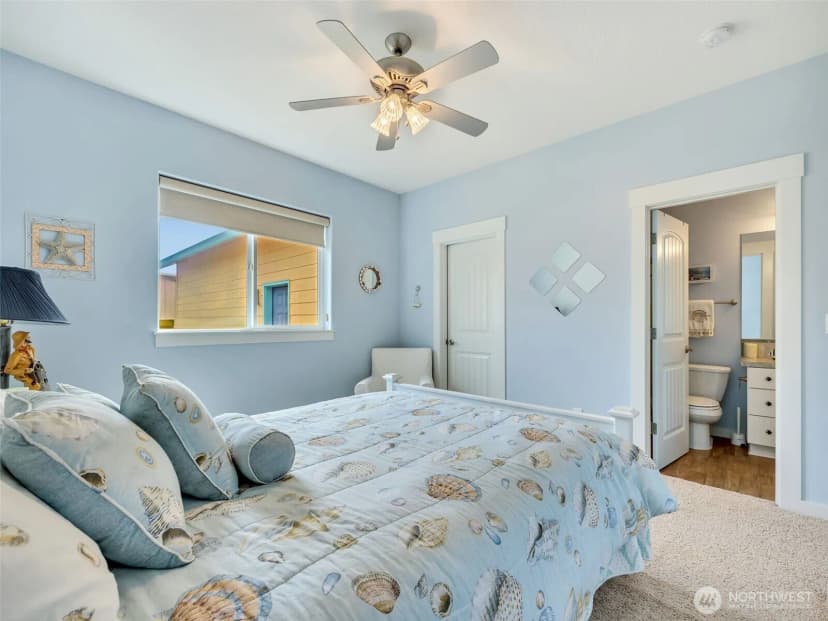 Property photo for 1403 253rd Place, Ocean Park photo 23