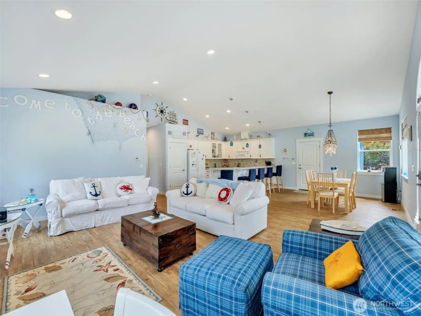 Property photo for 1403 253rd Place, Ocean Park photo 11