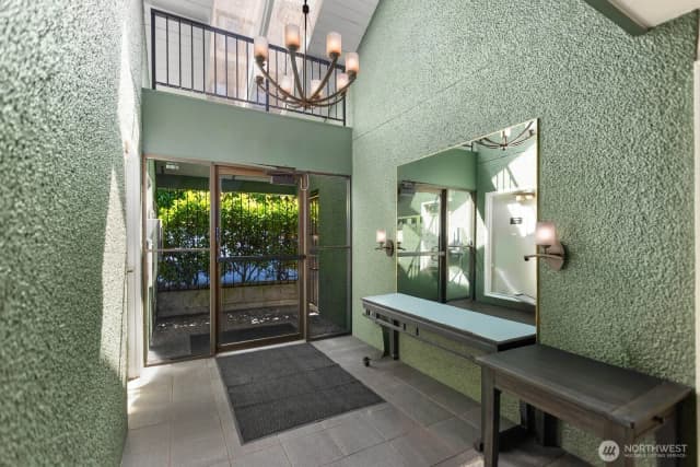 Property photo for 150 Melrose Avenue E #504, Seattle photo 3