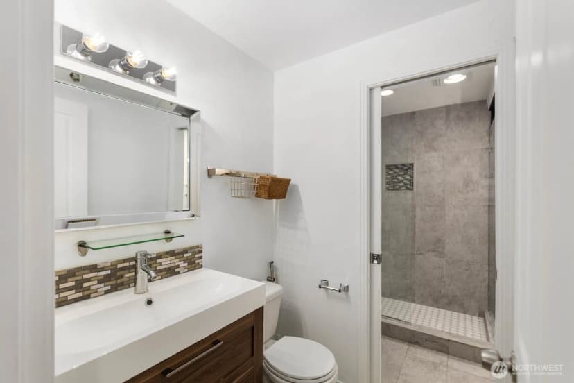 Property photo for 150 Melrose Avenue E #504, Seattle photo 19