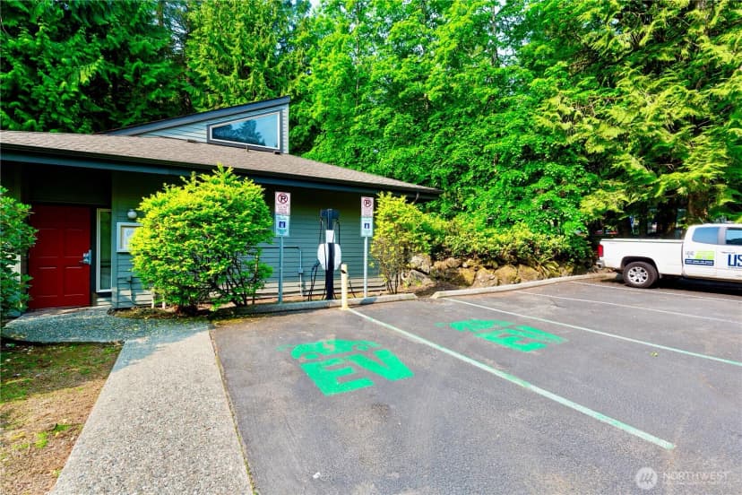 Property photo for 8103 146th Ct Ne #d, Redmond photo 17