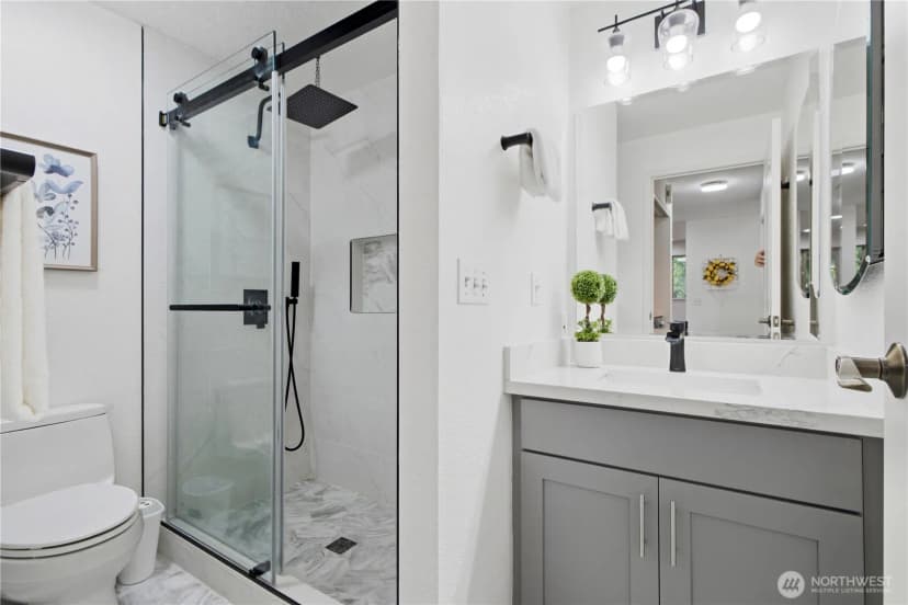 Property photo for 8103 146th Ct Ne #d, Redmond photo 5