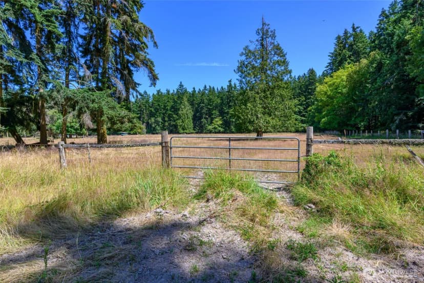 Property photo for 347 Jacobs Road, Coupeville photo 36