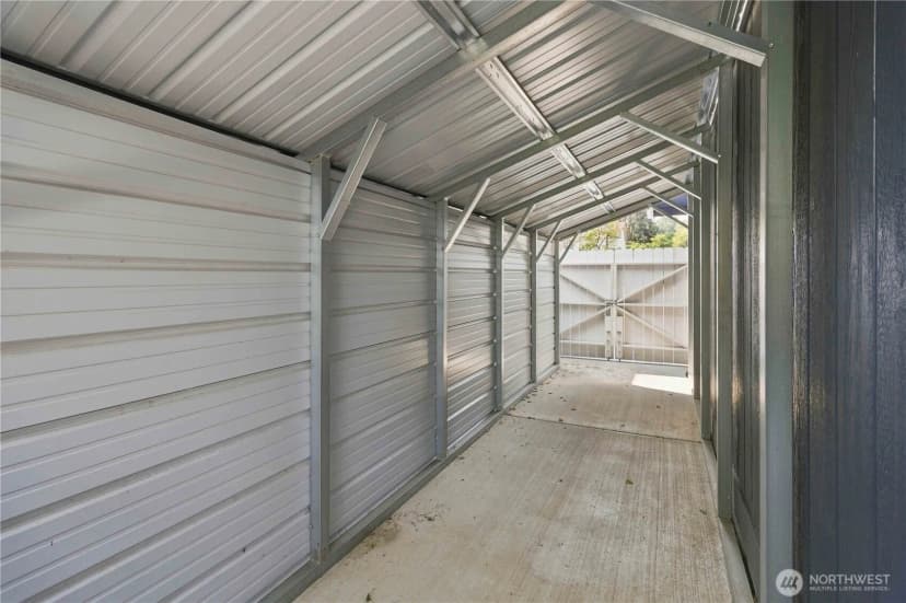 Property photo for 236 Sparks Drive, Kelso photo 31