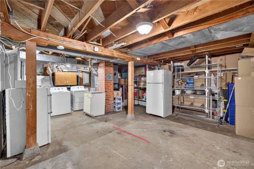 Property photo for 804 Crescent Drive, Grandview photo 24