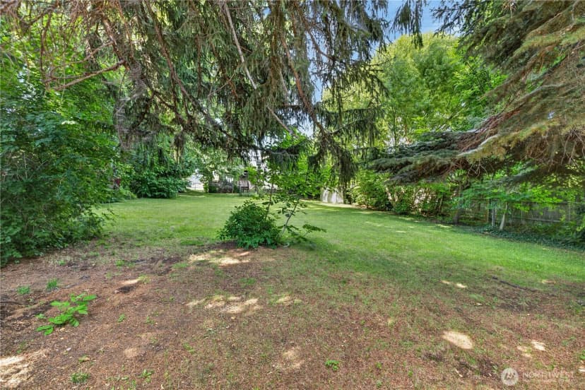 Property photo for 804 Crescent Drive, Grandview photo 33