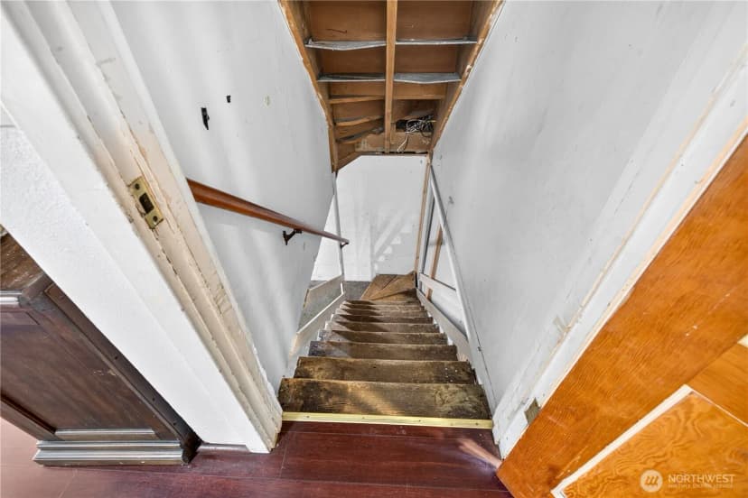Property photo for 804 Crescent Drive, Grandview photo 21