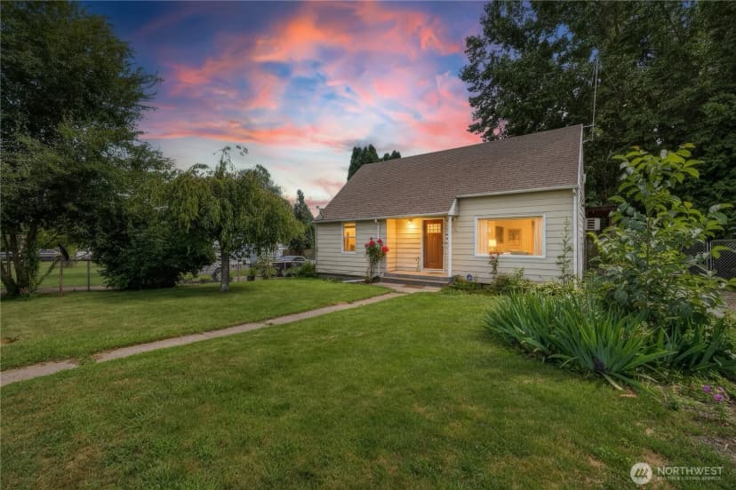 Property photo for 804 Crescent Drive, Grandview photo 31