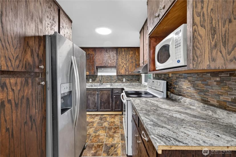 Property photo for 804 Crescent Drive, Grandview photo 7