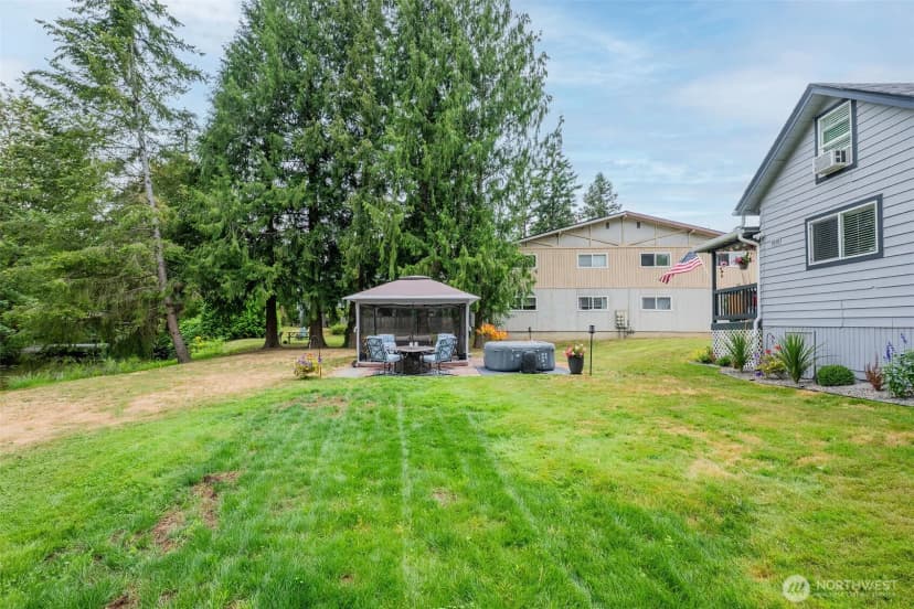 Property photo for 845 3rd Avenue Nw, Issaquah photo 34