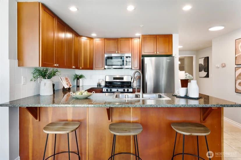 Property photo for 1420 Terry Avenue #1108, Seattle photo 21
