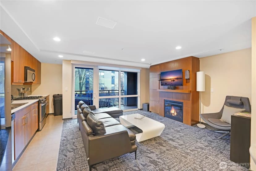 Property photo for 76 Cedar Street #405, Seattle photo 32