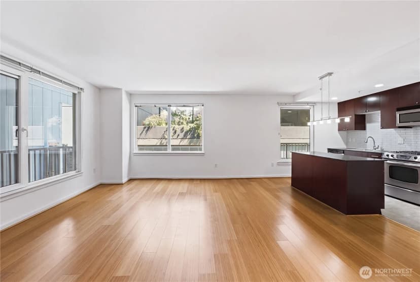 Property photo for 76 Cedar Street #405, Seattle photo 6