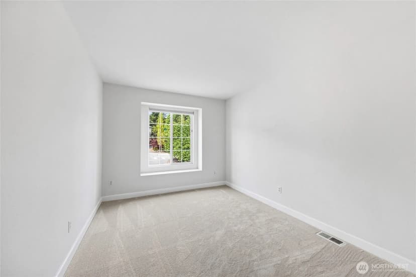 Property photo for 23031 27th Drive Se, Bothell photo 24