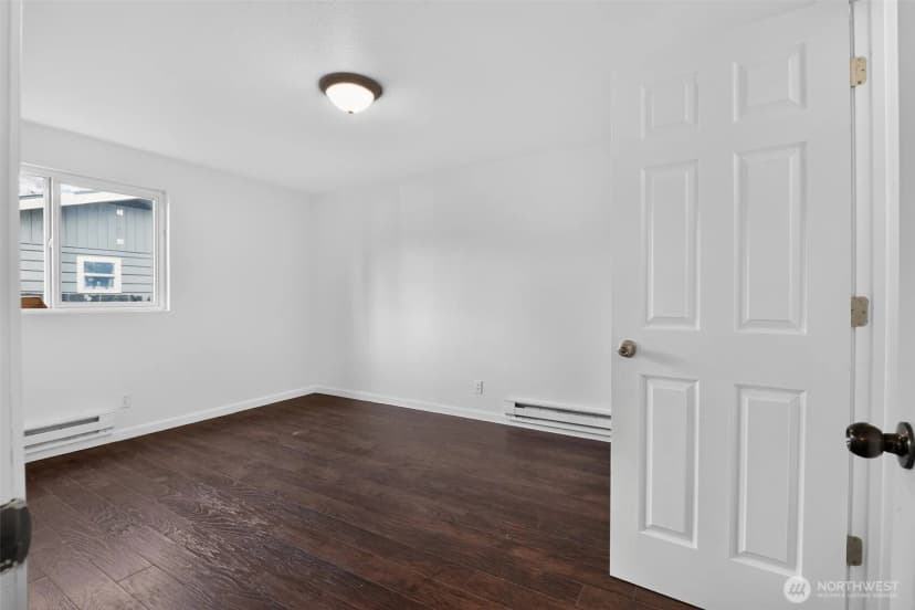 Property photo for 8526 8th Avenue W #a, Everett photo 11