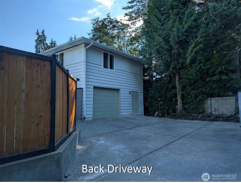 Property photo for 224 S 166, Burien photo 28